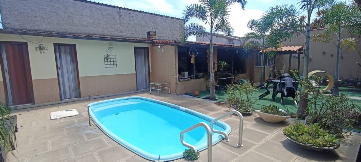 Casa à venda em Maricá, Centro, com 3 quartos - Marcus Vinicius de Paula -  Consultoria Imobiliária / Corretor de imóveis  CRECI 90492