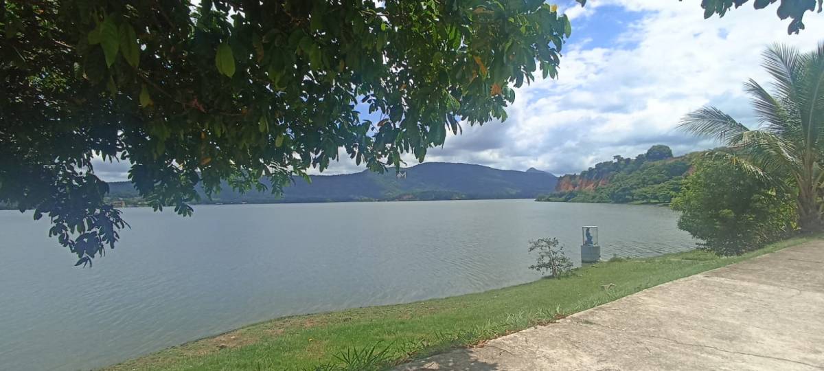 Terreno à venda, 727m² - Marcus Vinicius de Paula -  Consultoria Imobiliária / Corretor de imóveis  CRECI 90492